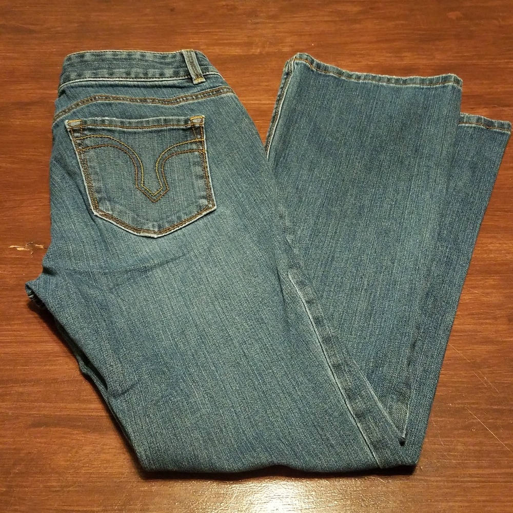Loft Curvy Bootcut jeans size 4P